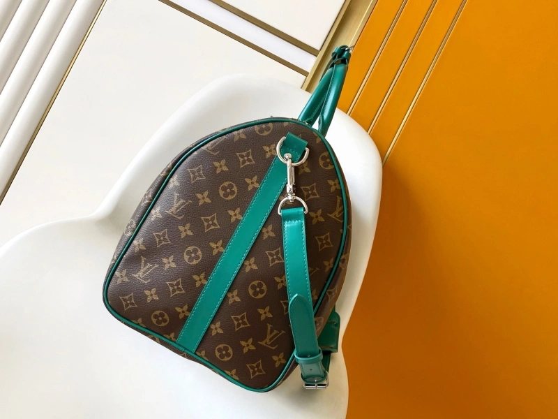 LV Travel Bags 4233A-0386