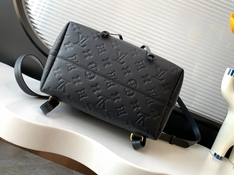 LV Backpacks 4233A-0394