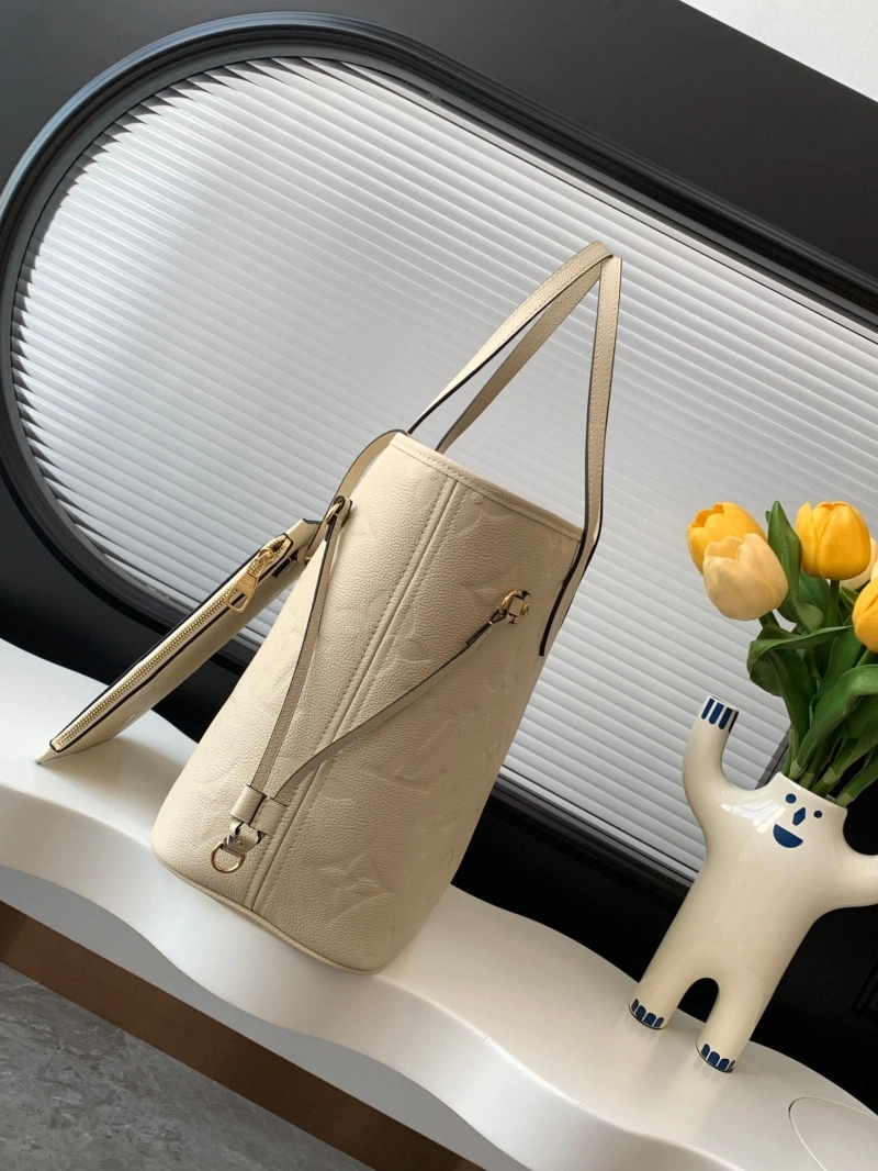 LV Shopping Bags 4233A-0395