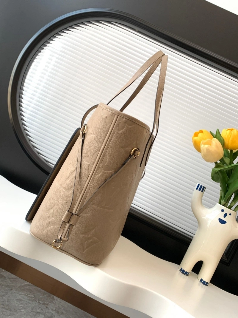 LV Shopping Bags 4233A-0396