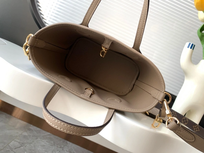 LV Shopping Bags 4233A-0483