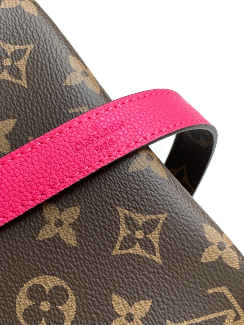 LV Shopping Bags 4233A-0484