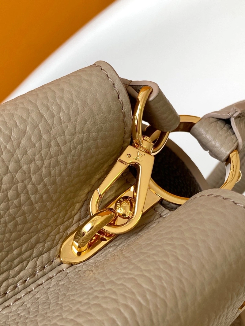 LV Capucines Bags 4233A-0847