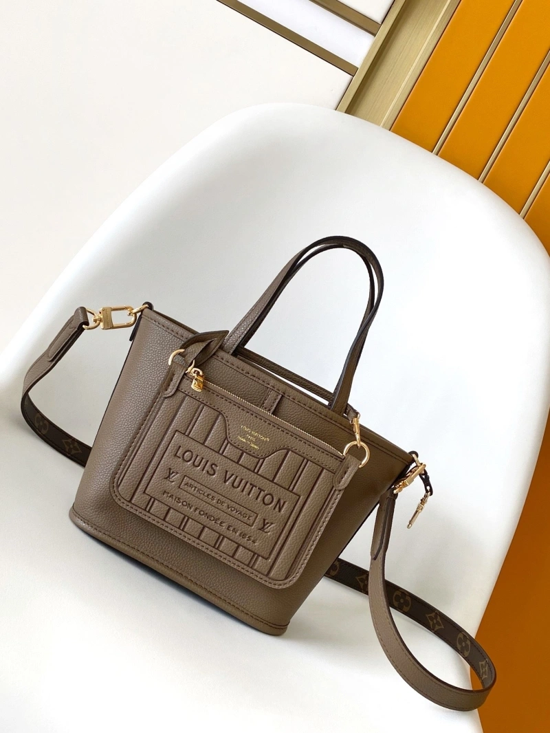 LV Shopping Bags 4233A-0854