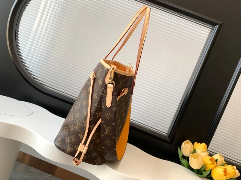 LV Shopping Bags 4233A-0924
