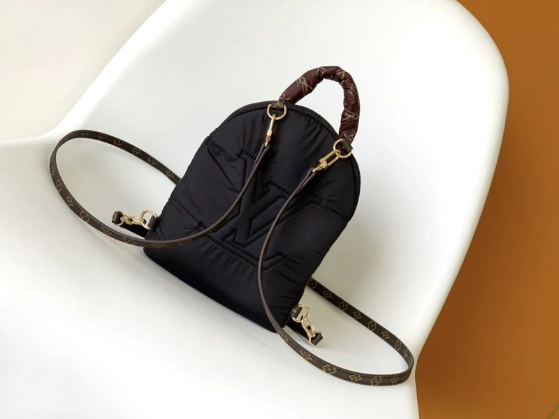 LV Backpacks 4233A-1037