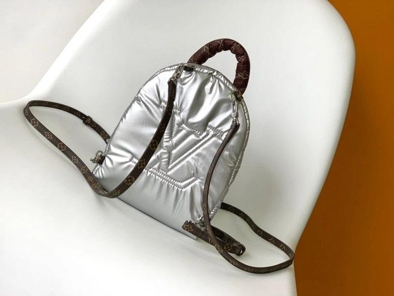 LV Backpacks 4233A-1039