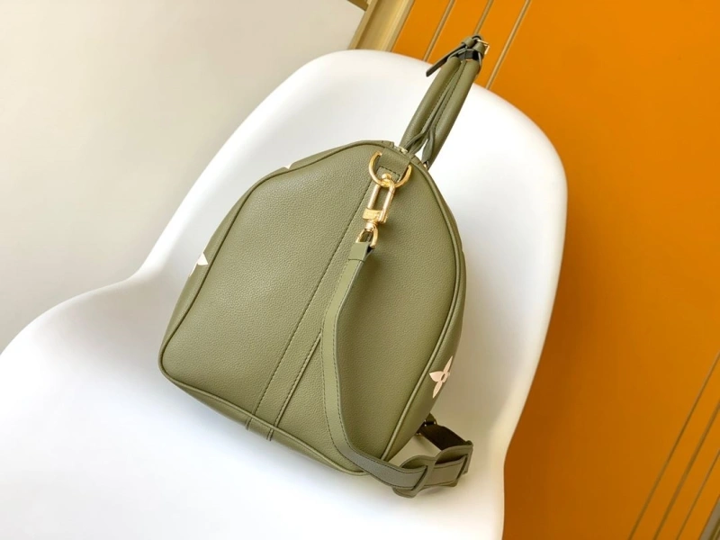 LV Travel Bags 4233A-1056