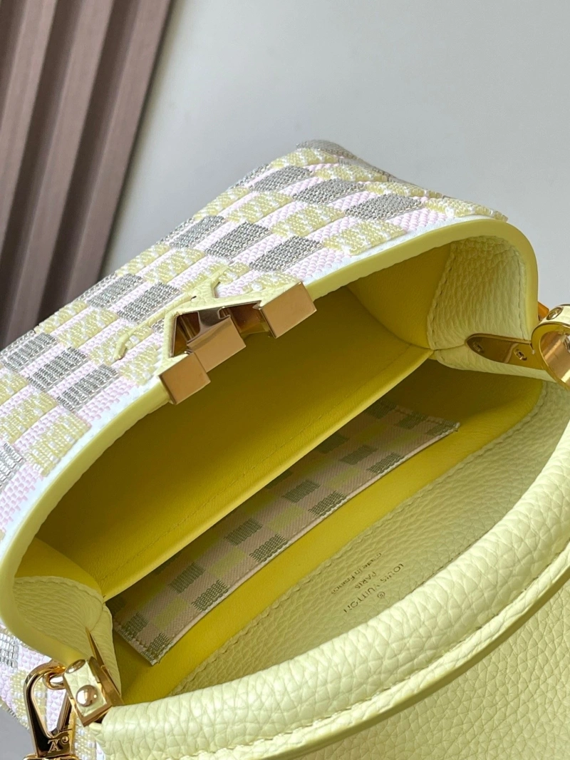 LV Capucines Bags 4233A-1172