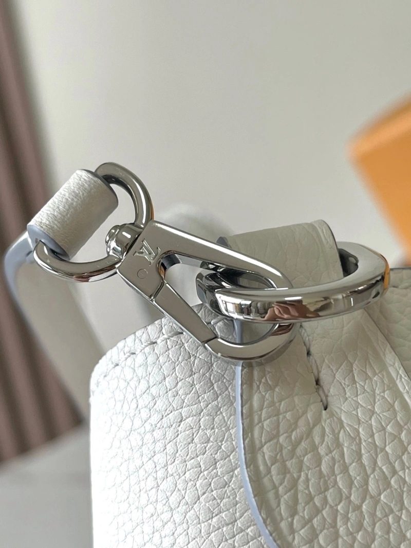 LV Shopping Bags 4233A-1187