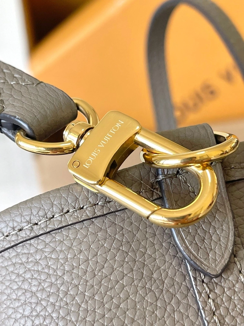 LV Shopping Bags 4233A-1212