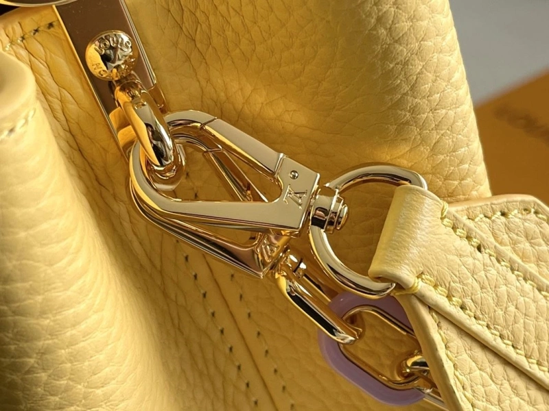 LV Capucines Bags 4233A-1231