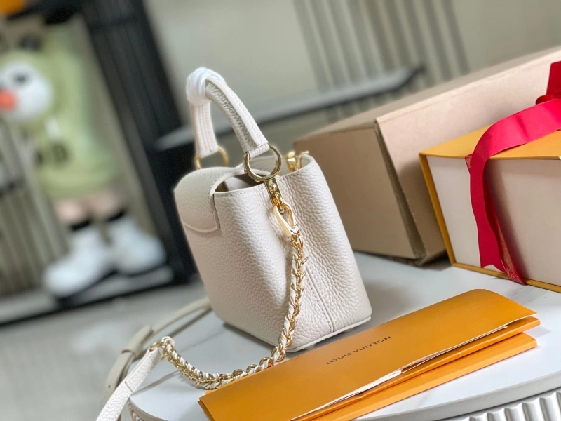 LV Capucines Bags 4233A-1233