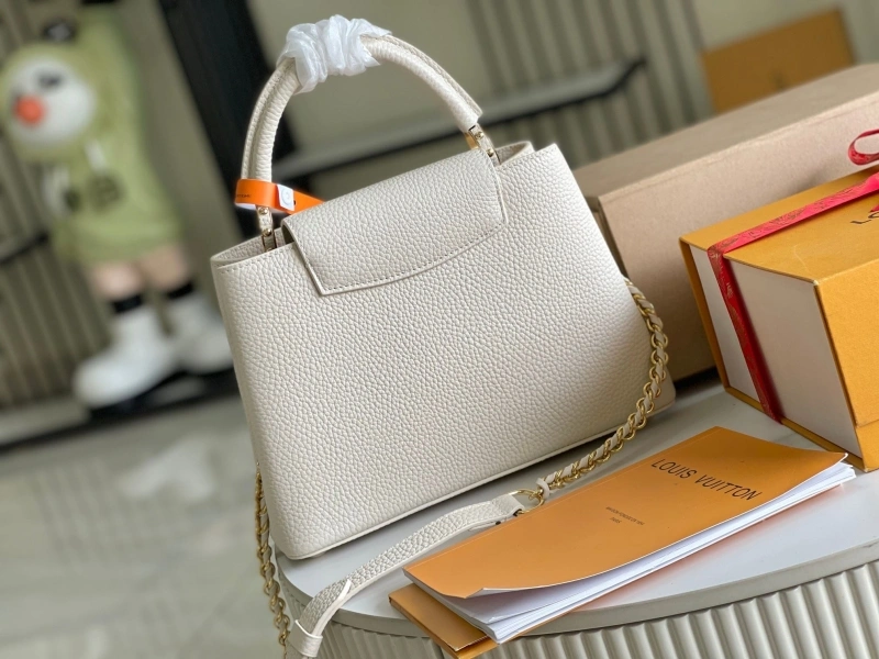 LV Capucines Bags 4233A-1234