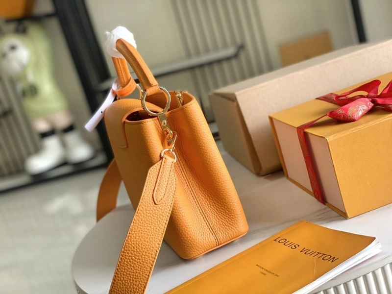 LV Capucines Bags 4233A-1250