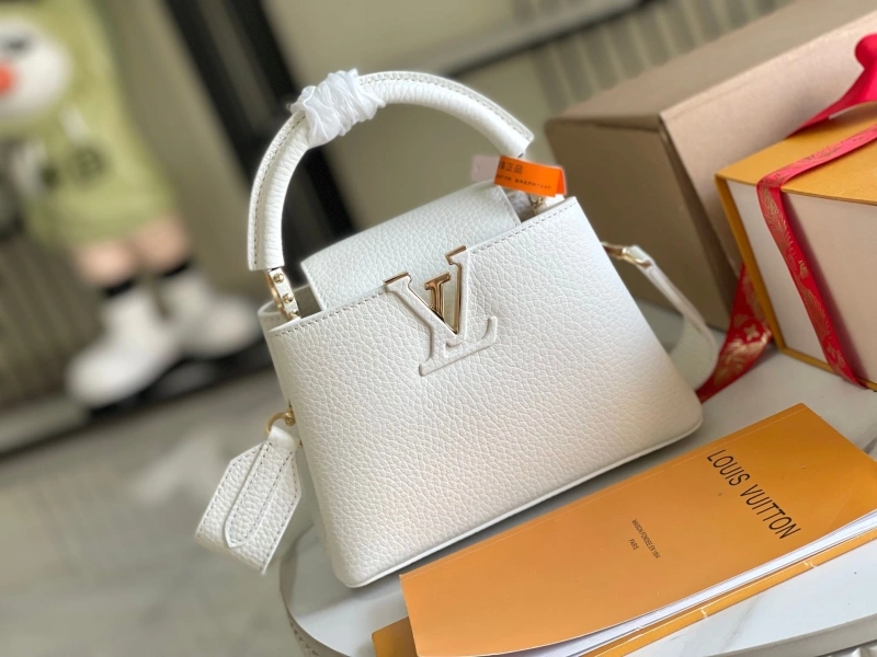 LV Capucines Bags 4233A-1256