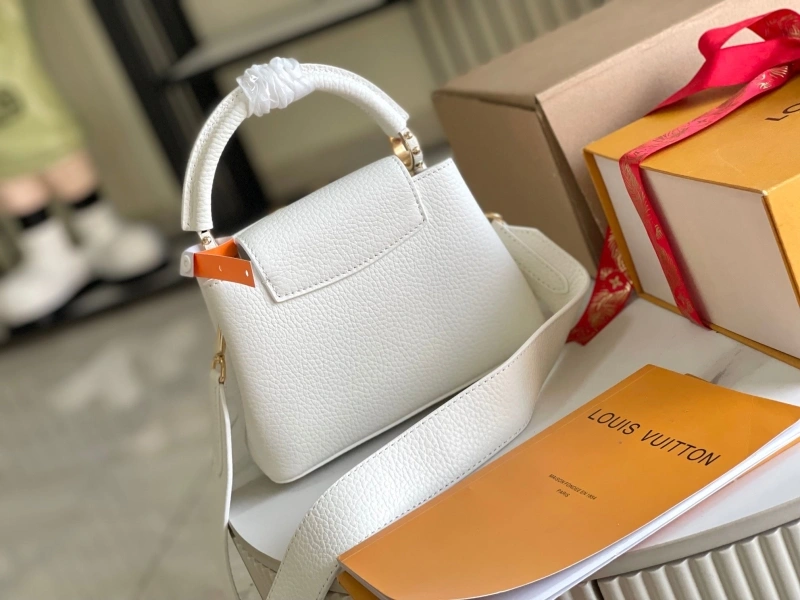 LV Capucines Bags 4233A-1256