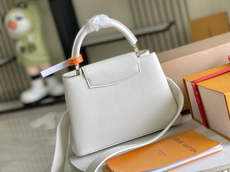 LV Capucines Bags 4233A-1257