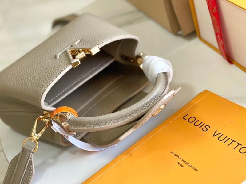 LV Capucines Bags 4233A-1258