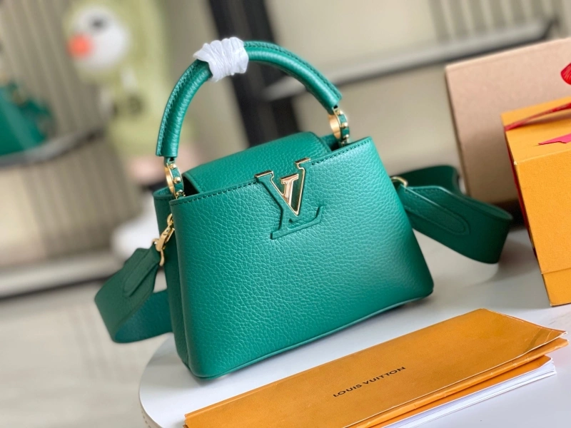 LV Capucines Bags 4233A-1260