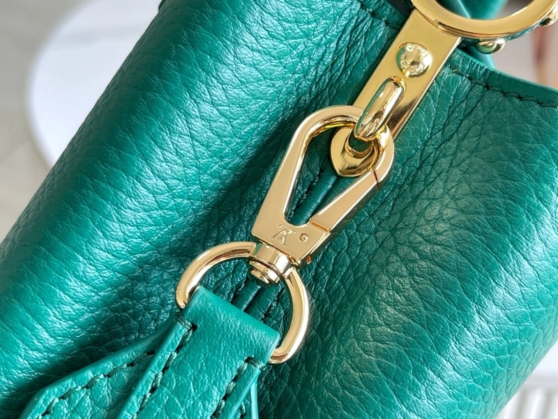 LV Capucines Bags 4233A-1260