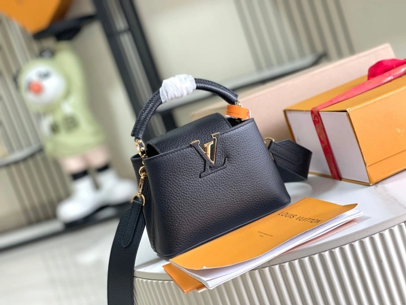 LV Capucines Bags 4233A-1262