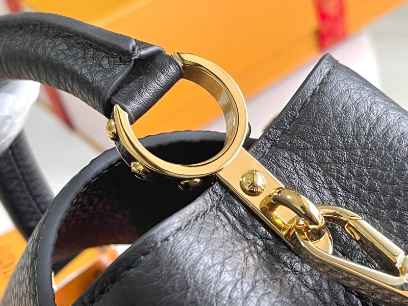 LV Capucines Bags 4233A-1262