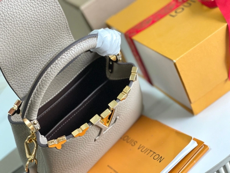 LV Capucines Bags 4233A-1266