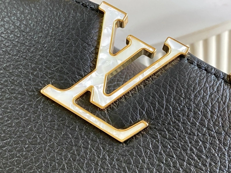 LV Capucines Bags 4233A-1272