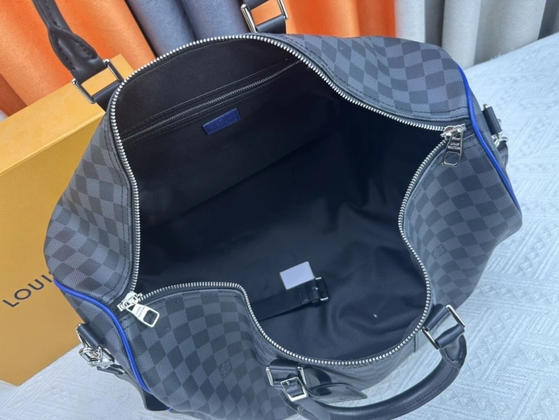 LV Travel Bags 4233A-1317