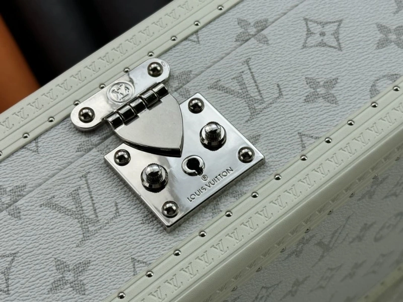 LV Box Bags 4233A-1365