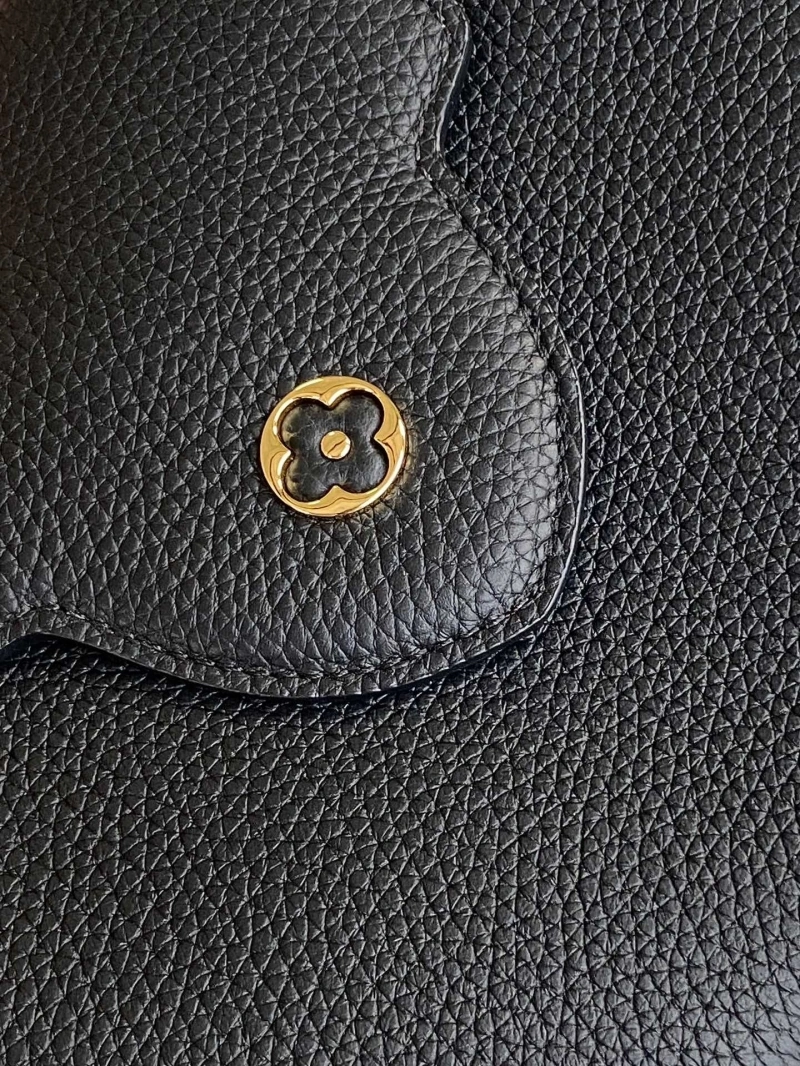 LV Capucines Bags 4233A-1542