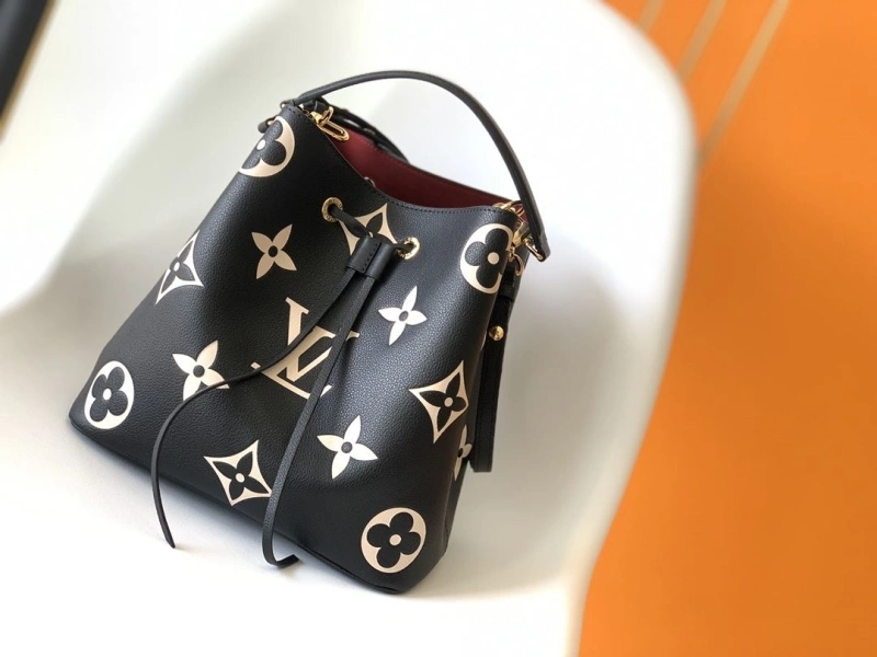 LV Bucket Bags 4233A-1553