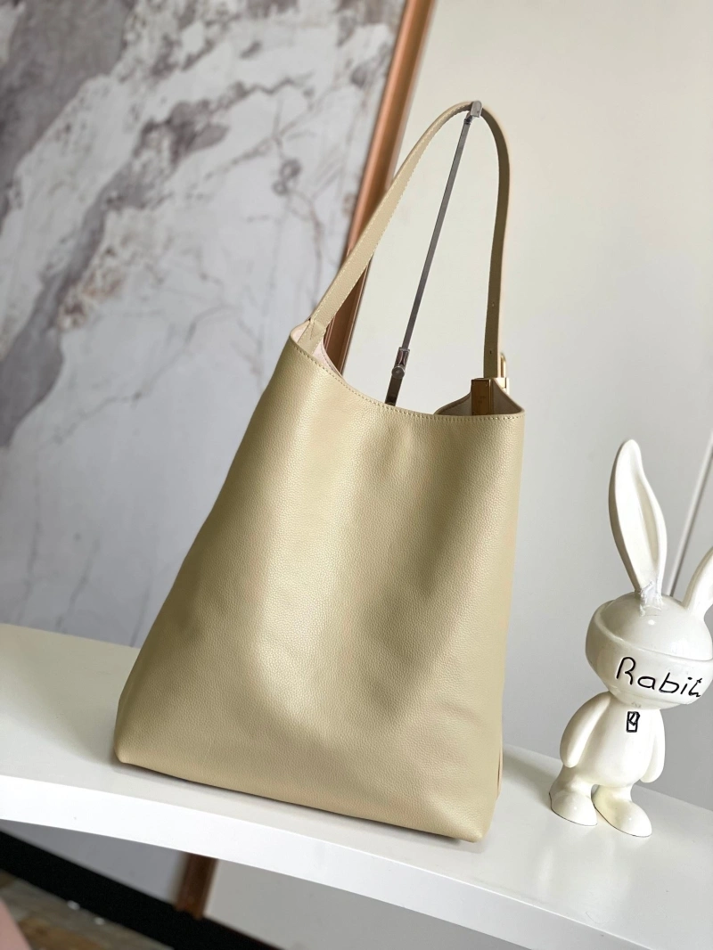 LV Bucket Bags 4233A-1723