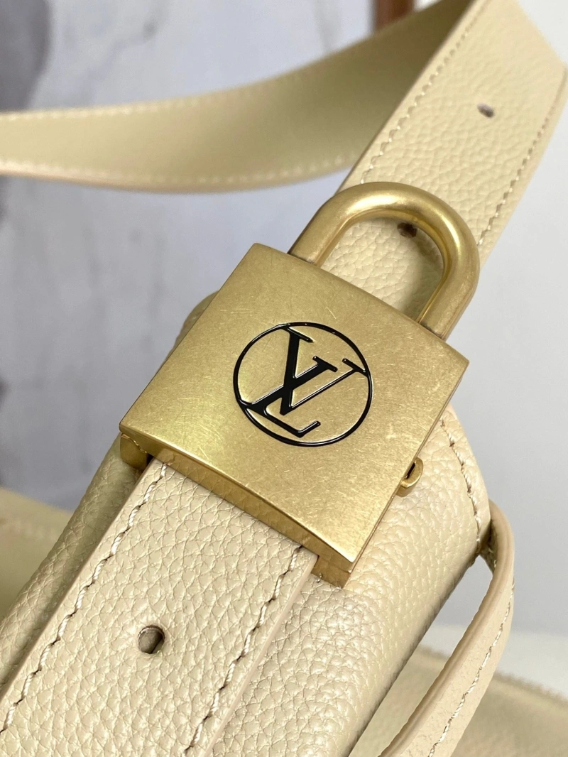 LV Bucket Bags 4233A-1723