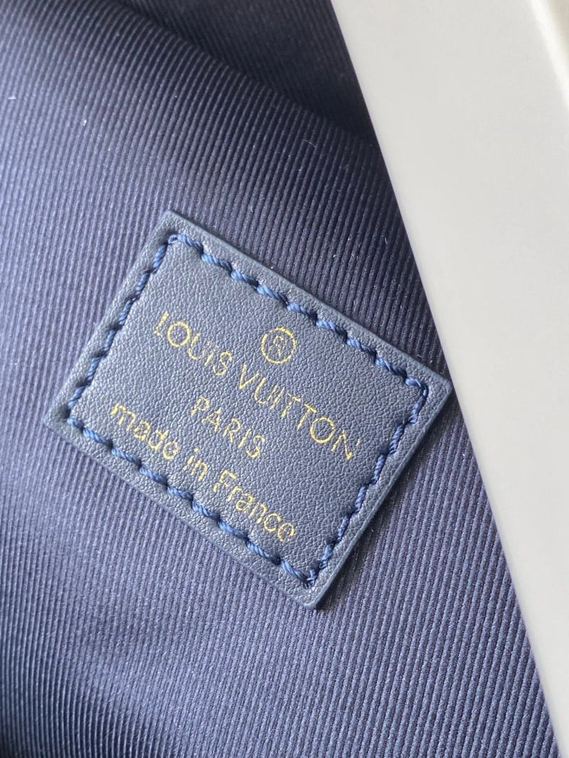 LV Backpacks 4233A-1750