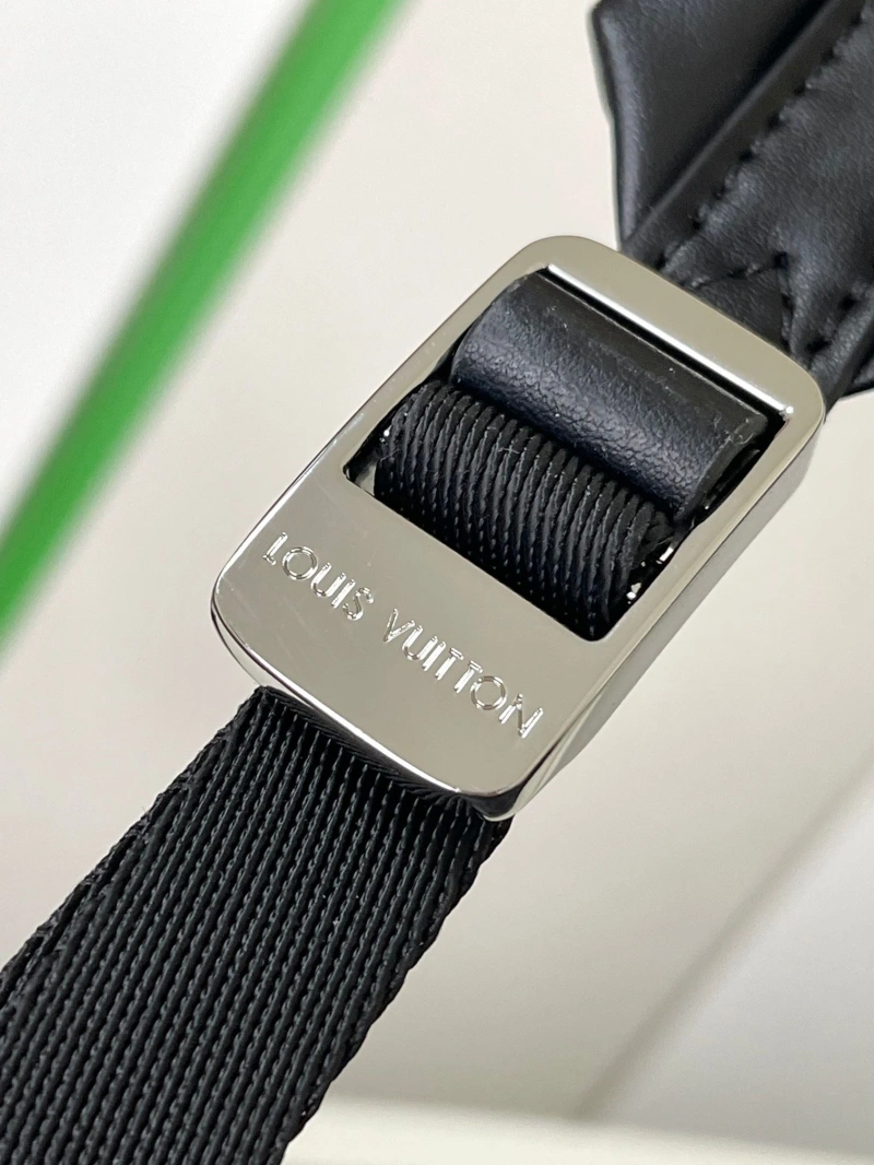 LV Backpacks 4233A-1754