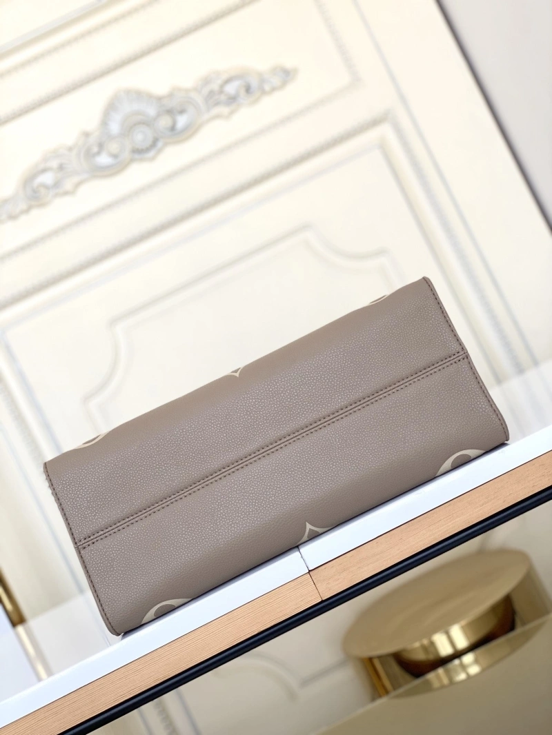 LV Shopping Bags 4233A-1769