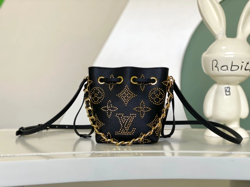 LV Bucket Bags 4233D-0006