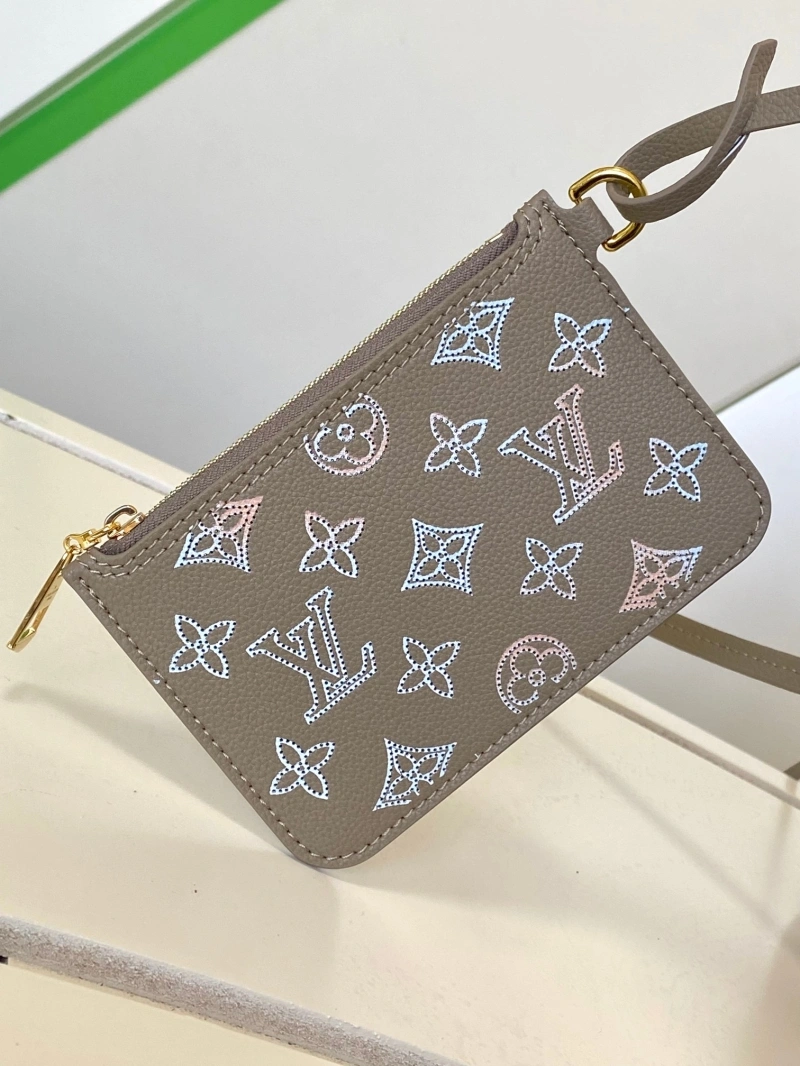 LV Shopping Bags 4233D-0011