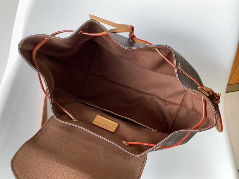 LV Backpacks 4233D-0057