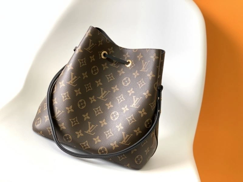 LV Bucket Bags 4233F-0107