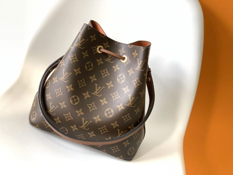 LV Bucket Bags 4233F-0109