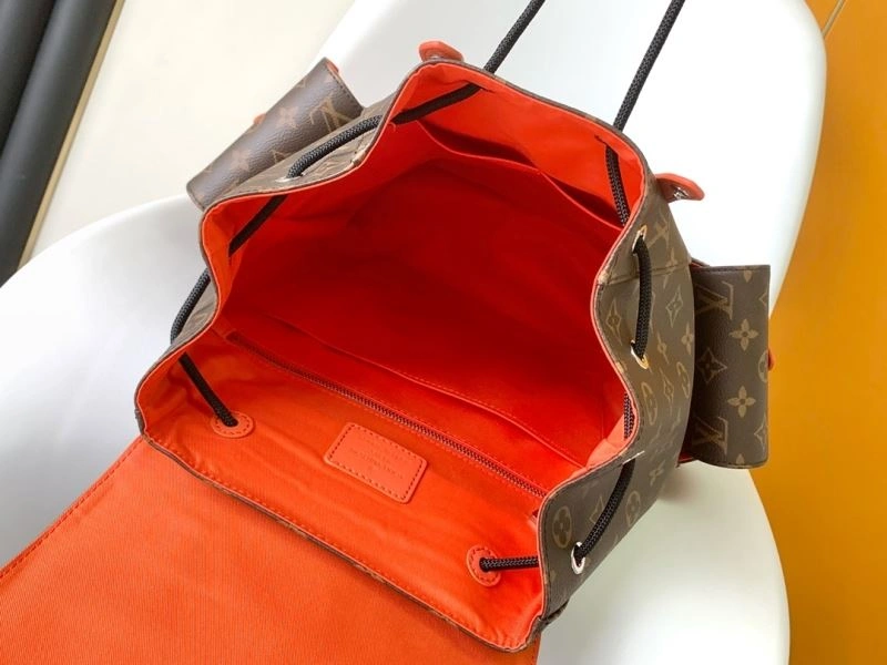 LV Backpacks 4233F-0112