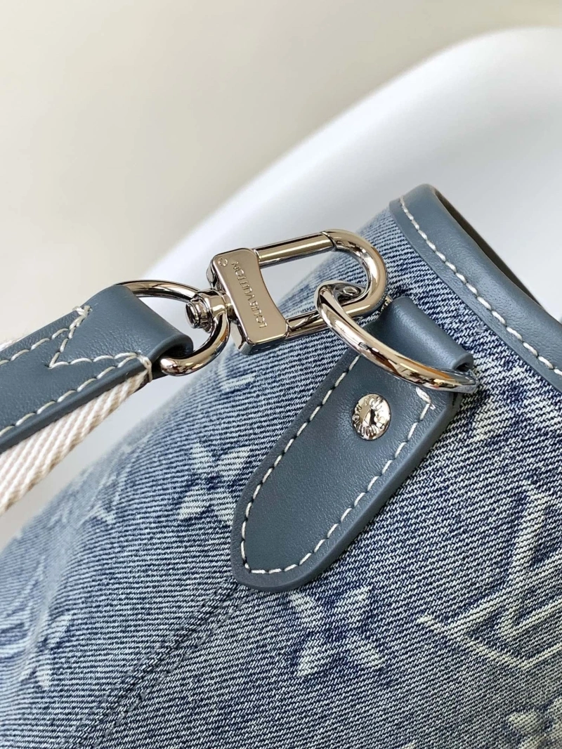 LV Travel Bags 4233G-0025