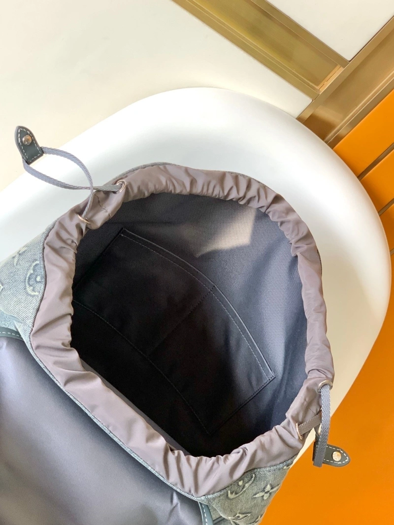 LV Backpacks 4233G-0026