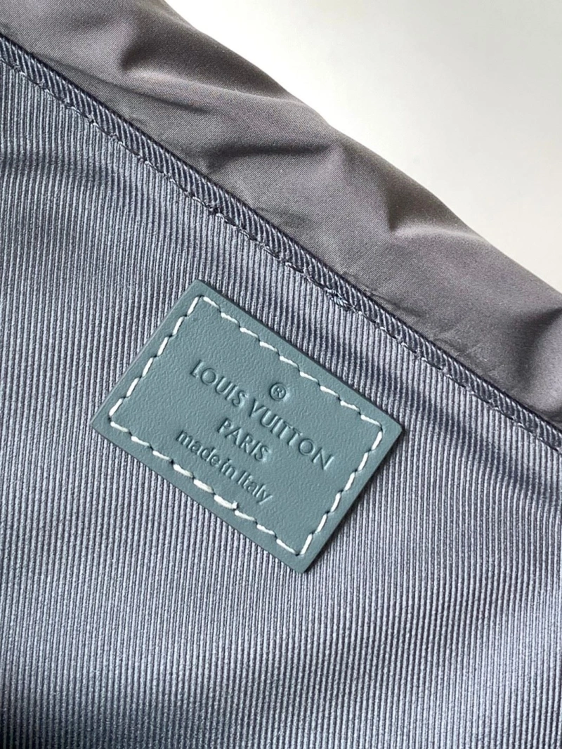 LV Backpacks 4233G-0026