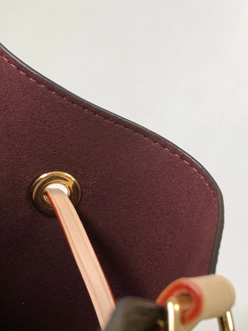 LV Bucket Bags 4233G-0066