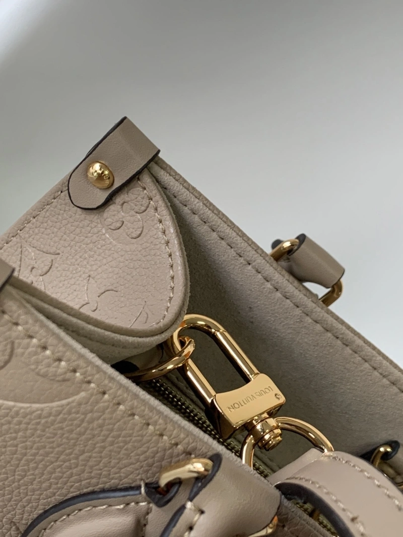 LV Shopping Bags 4233G-0081