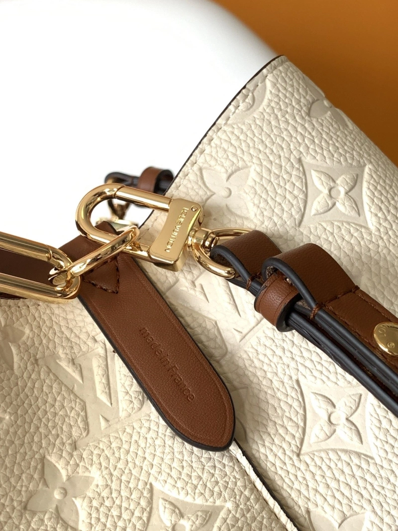 LV Bucket Bags 4233G-0086